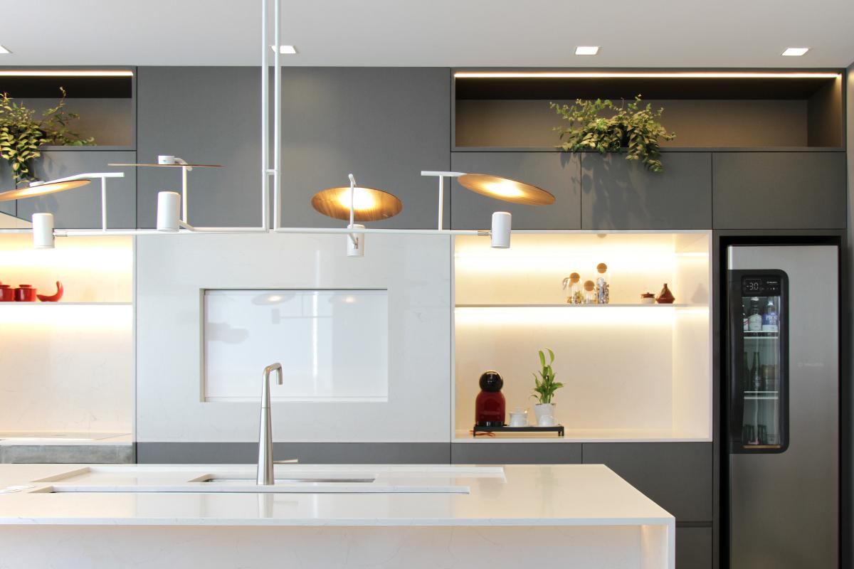 Organic or sculptural design? Learn more about these luminaires